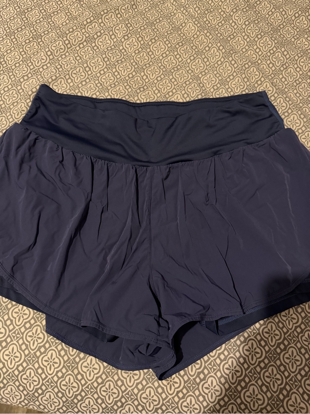 Women's High-Waist Performance Shorts in Navy